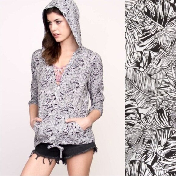 RVCA Palmer Woven Silky Print Hoodie Size Small - Picture 1 of 13